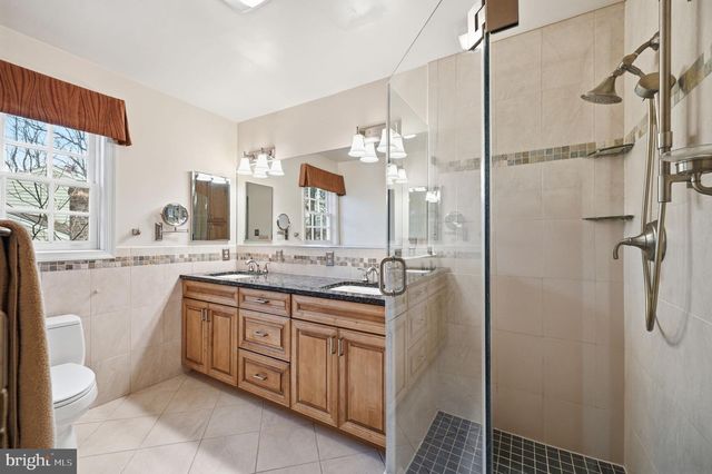 2218 WAKEROBIN LN, Reston, VA 20191