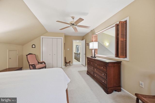 2218 WAKEROBIN LN, Reston, VA 20191