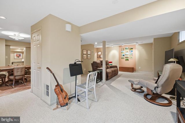 2218 WAKEROBIN LN, Reston, VA 20191