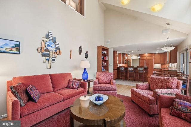 2218 WAKEROBIN LN, Reston, VA 20191