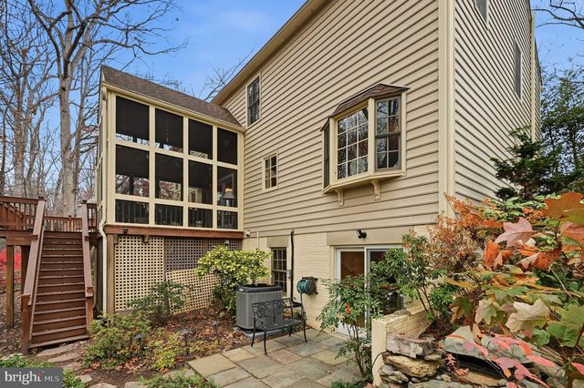 2218 WAKEROBIN LN, Reston, VA 20191