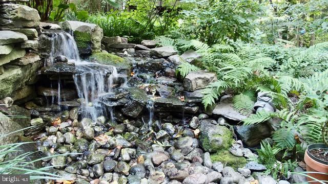 2218 WAKEROBIN LN, Reston, VA 20191