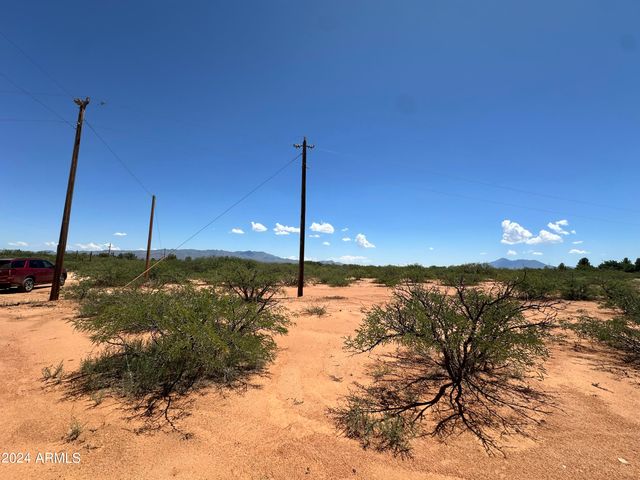 000 E Nevada Drive 36, Hereford, AZ 85615