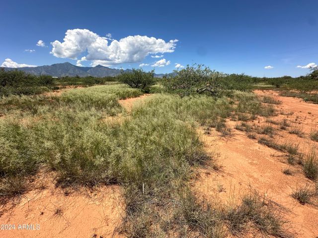 000 E Nevada Drive 36, Hereford, AZ 85615