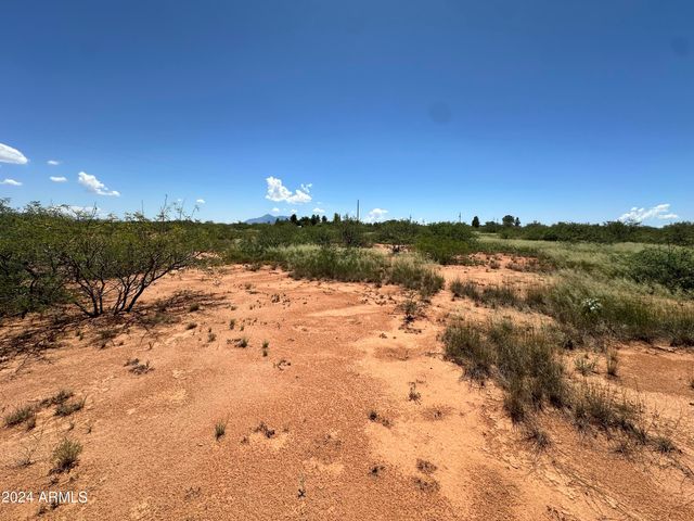 000 E Nevada Drive 36, Hereford, AZ 85615