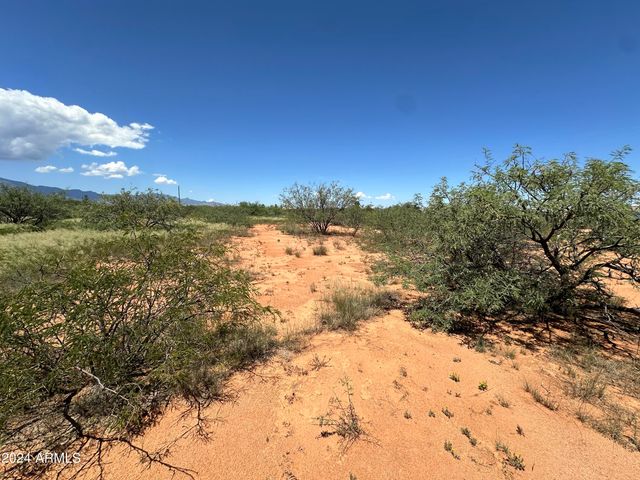 000 E Nevada Drive 36, Hereford, AZ 85615