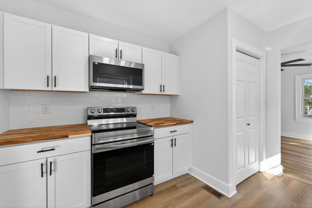 237 Mockingbird Dr, Columbia, TN 38401