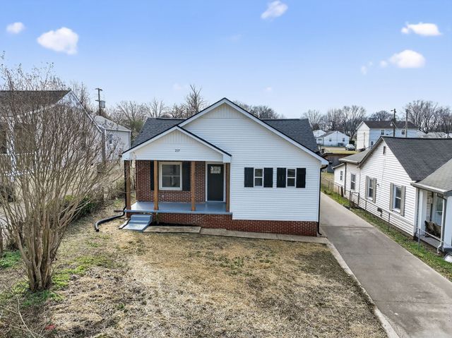 237 Mockingbird Dr, Columbia, TN 38401