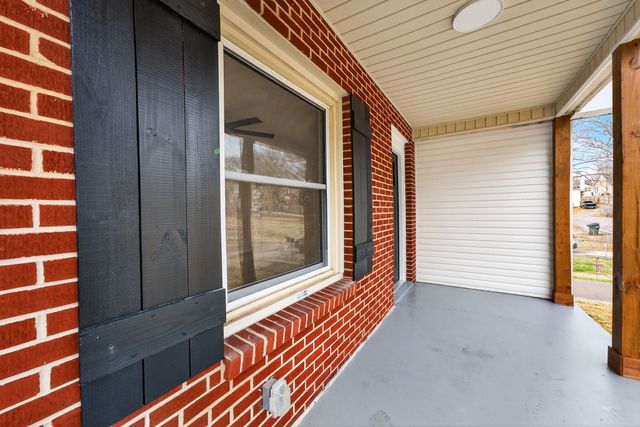 237 Mockingbird Dr, Columbia, TN 38401