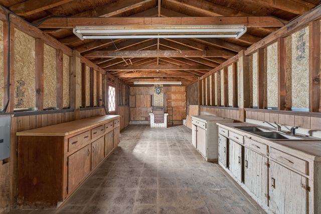 237 Mockingbird Dr, Columbia, TN 38401