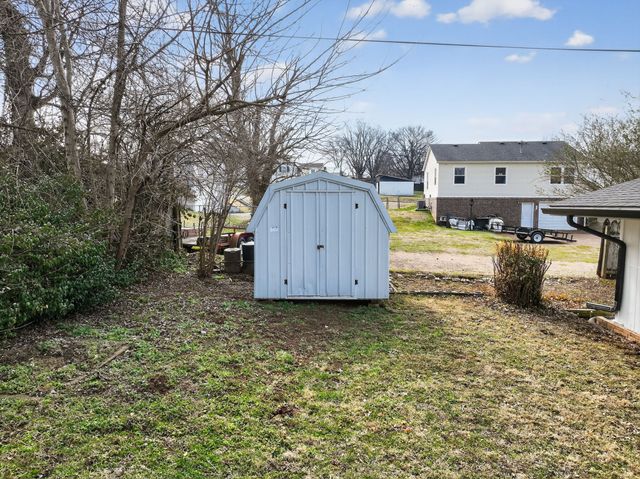 237 Mockingbird Dr, Columbia, TN 38401