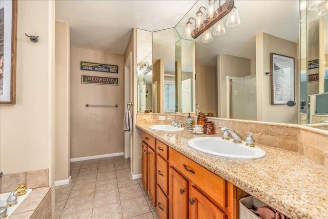 6224 N Royal Park, Boise, ID 83713