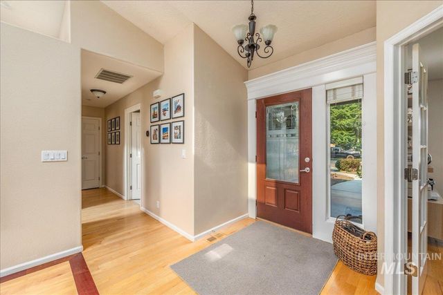 6224 N Royal Park, Boise, ID 83713