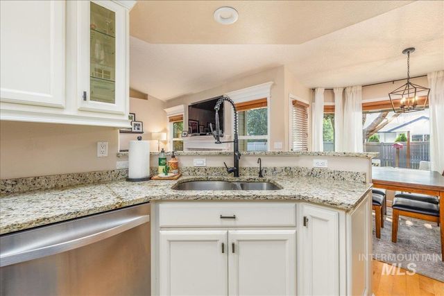 6224 N Royal Park, Boise, ID 83713