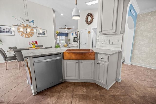 661 Twinflower St., Little River, SC 29566