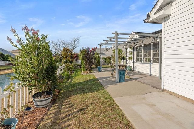 661 Twinflower St., Little River, SC 29566