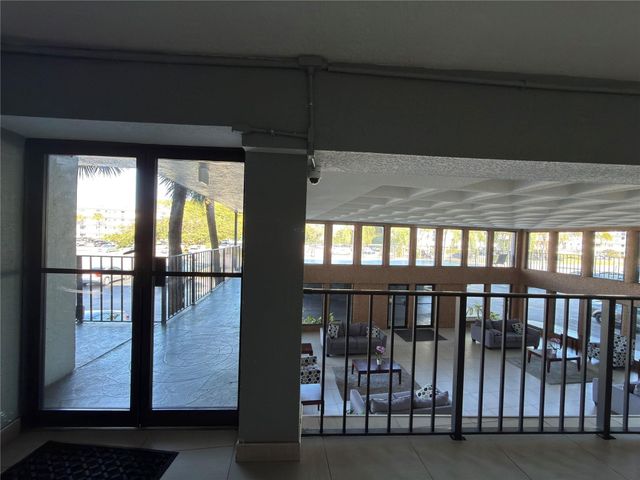 9440 SW 8 Street 208, Boca Raton, FL 33428