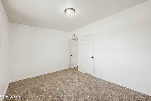 6470 E Calle Luna, Tucson, AZ 85710