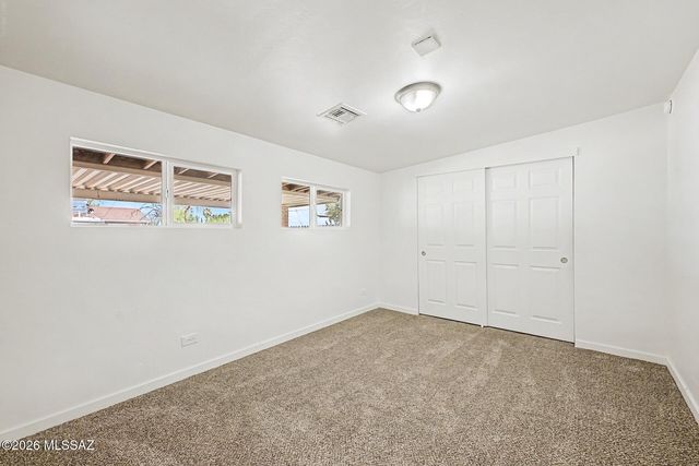 6470 E Calle Luna, Tucson, AZ 85710