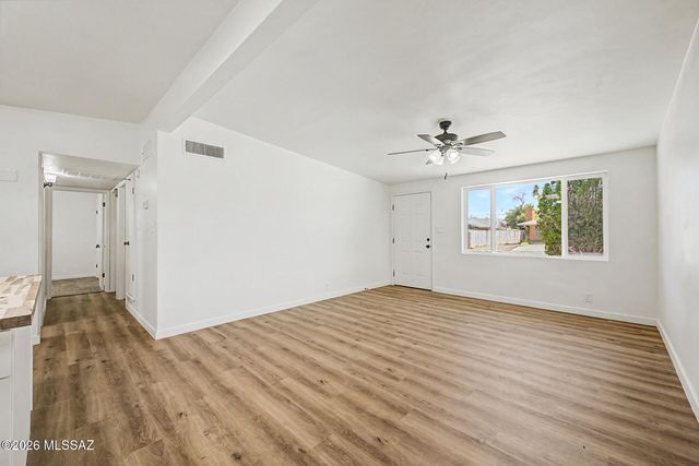 6470 E Calle Luna, Tucson, AZ 85710