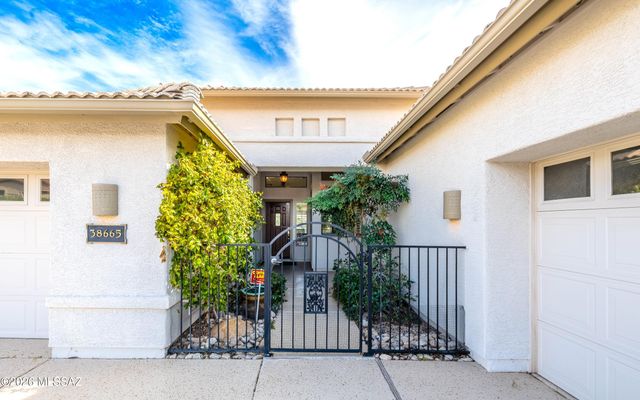 38665 S Sand Crest Drive, Tucson, AZ 85739