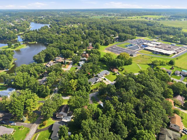1986 Greenvalley Drive, Crown Point, IN 46307
