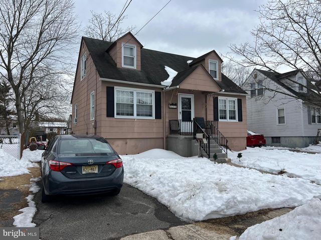 698 WASHINGTON AVE, Woodbury, NJ 08096