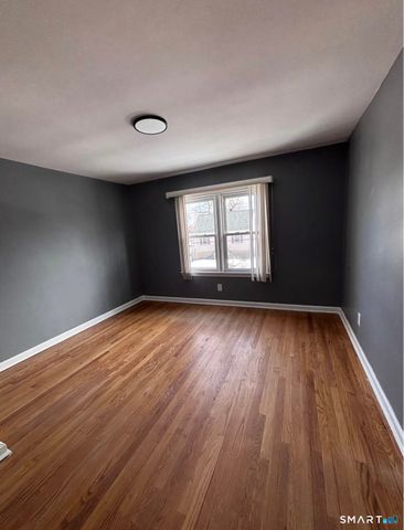 112 Harrington Avenue, New Haven, CT 06512
