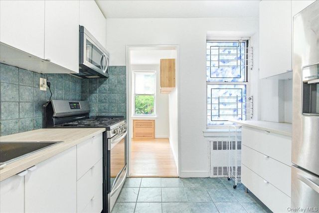 65-45 Yellowstone Boulevard 2A, Forest Hills, NY 11375