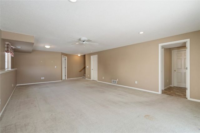 3808 Water Point Court SW, Cedar Rapids, IA 52404