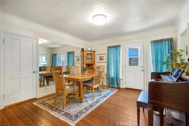 3230 Castera Avenue, Glendale, CA 91208
