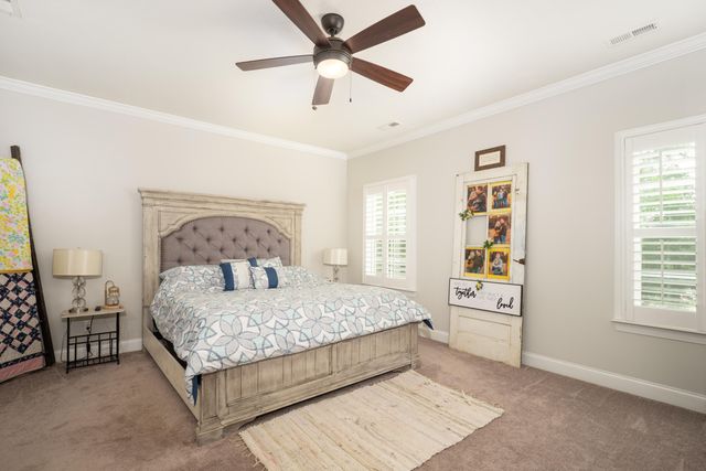 2018 River Watch Drive, Soddy Daisy, TN 37379