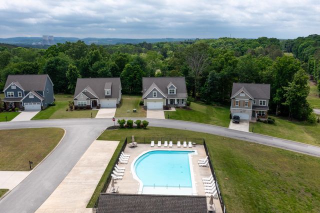 2018 River Watch Drive, Soddy Daisy, TN 37379