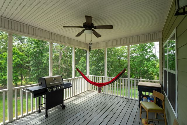 2018 River Watch Drive, Soddy Daisy, TN 37379