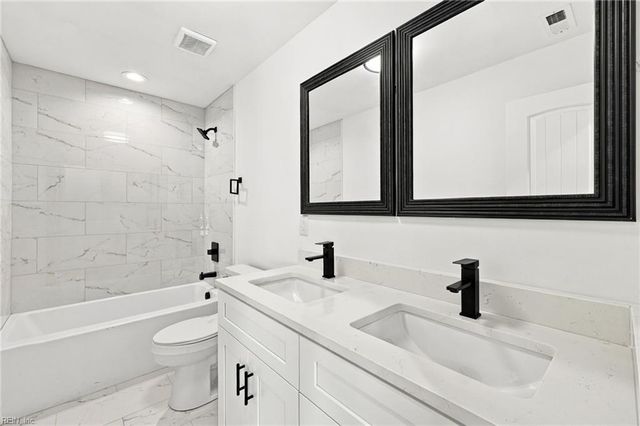 213 Claremont AVE A, Hampton, VA 23661