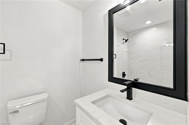 213 Claremont AVE A, Hampton, VA 23661