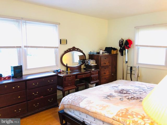 10929 DECATUR DR, Fairfax, VA 22030