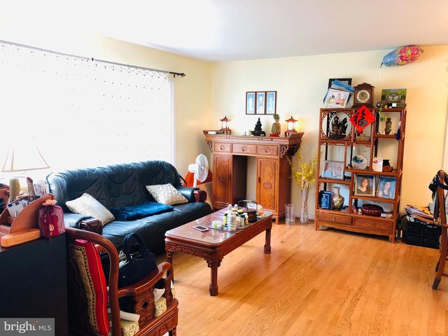 10929 DECATUR DR, Fairfax, VA 22030