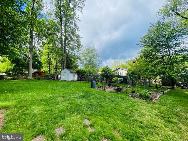 10929 DECATUR DR, Fairfax, VA 22030