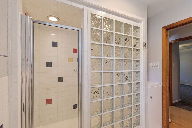 4949 N Hall Street, Dallas, TX 75235