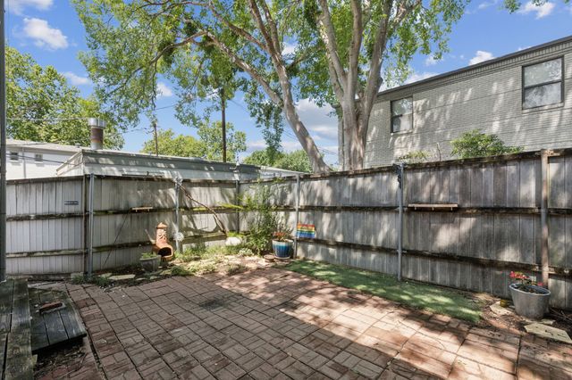 4949 N Hall Street, Dallas, TX 75235