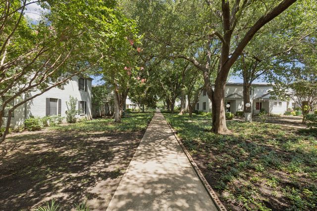 4949 N Hall Street, Dallas, TX 75235