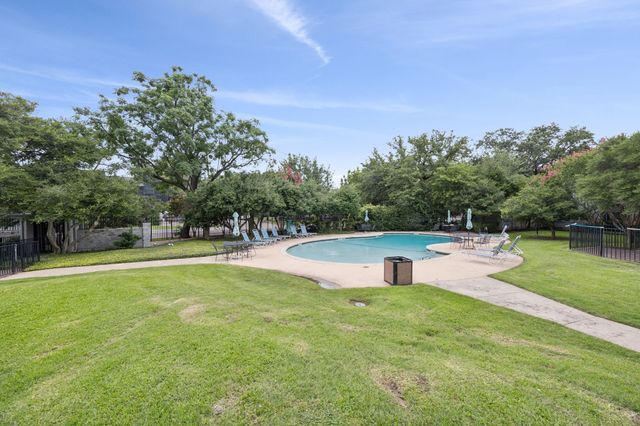 4949 N Hall Street, Dallas, TX 75235