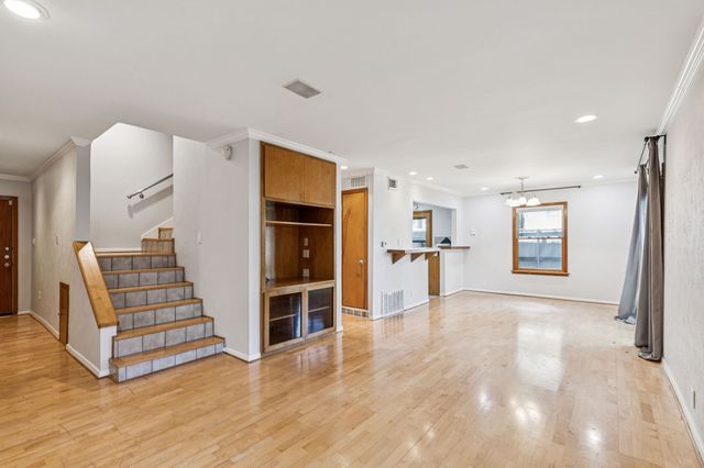 4949 N Hall Street, Dallas, TX 75235