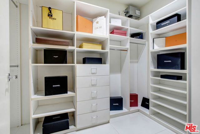 11921 Dorothy Street 102, Los Angeles, CA 90049