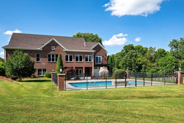 2701 Owl Hollow Rd, Franklin, TN 37064