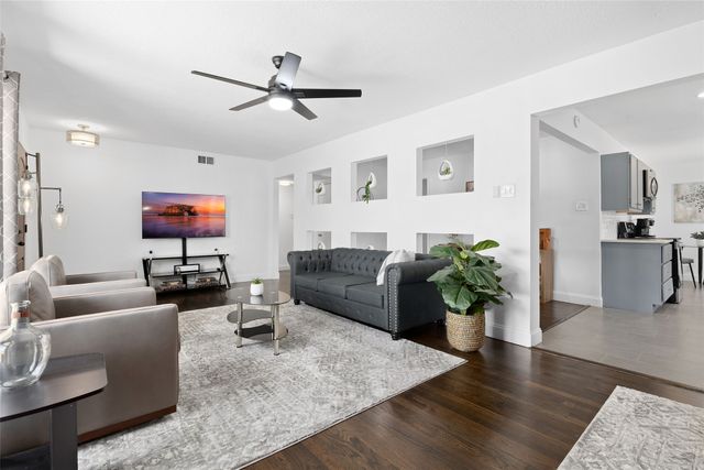 3364 Darvany Drive, Dallas, TX 75220