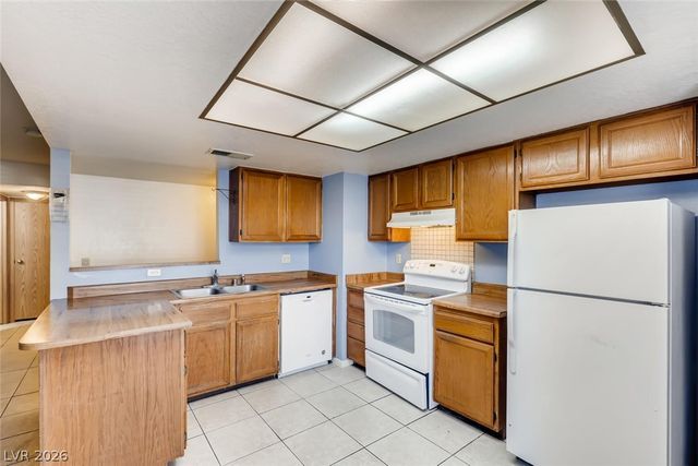 3771 Shirebrook 89, Las Vegas, NV 89115