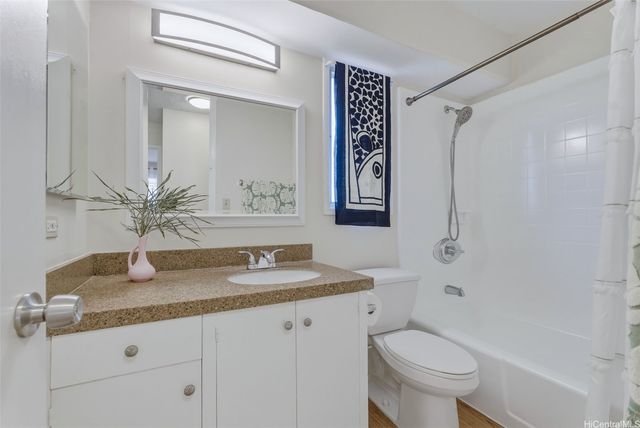 1658 Liholiho Street 305, Honolulu, HI 96822