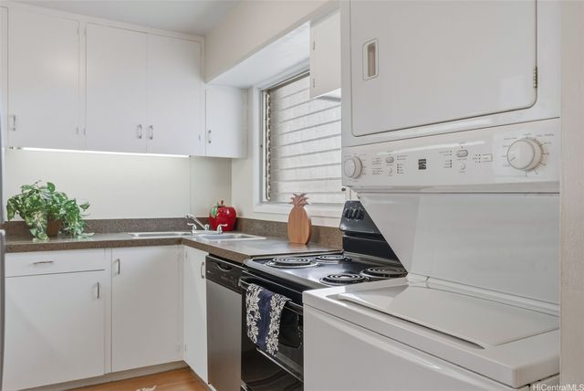 1658 Liholiho Street 305, Honolulu, HI 96822